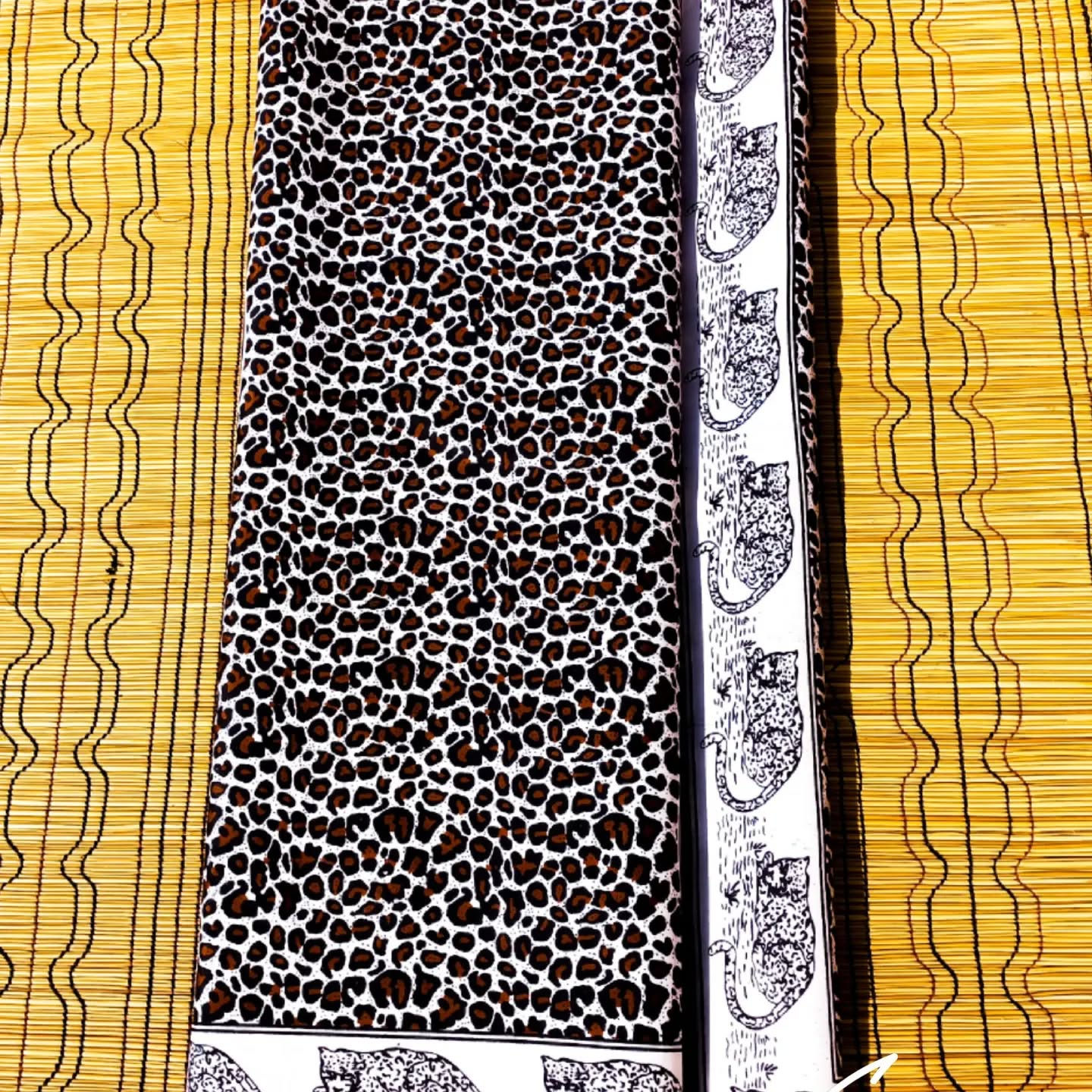iNgwe Bhayi - Leopard Cloth